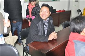 观众热情参与
