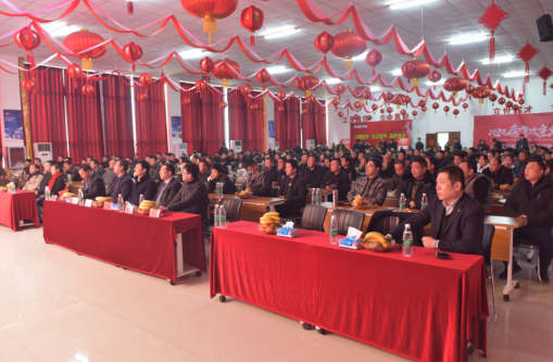 河南山推展会现场