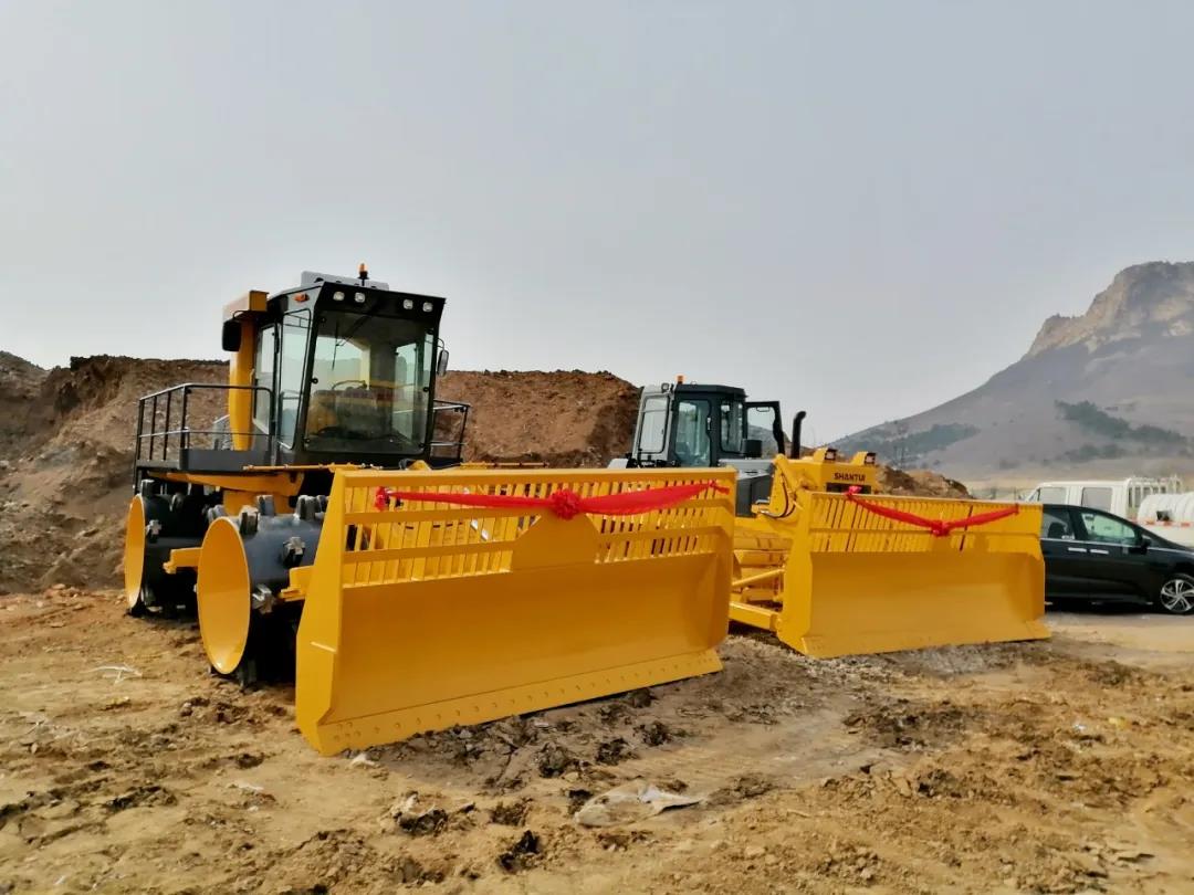 山推SD16TR环卫型推土机